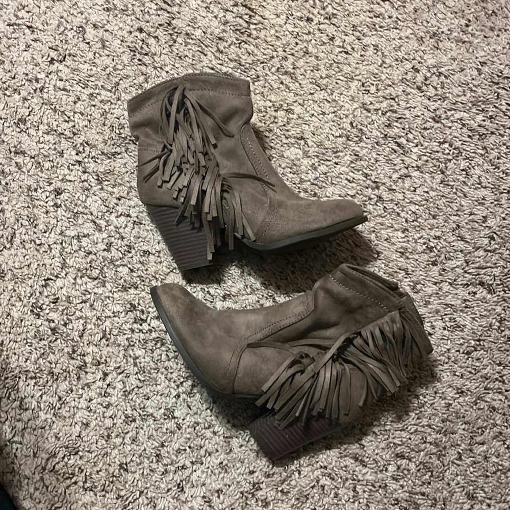 Charming Charlie boots